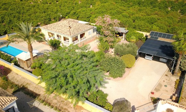 Resale - Country House -
Orihuela - La Campaneta