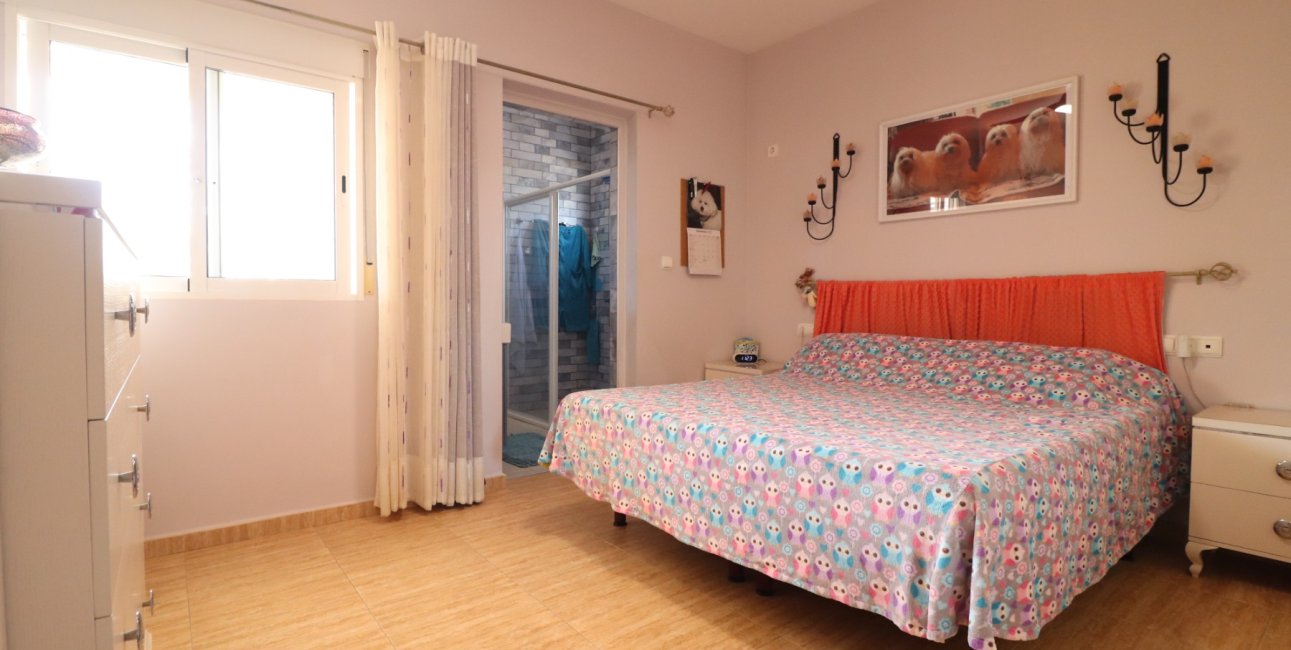 Resale - Country House -
Orihuela - La Campaneta