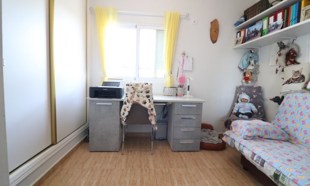 Resale - Country House -
Orihuela - La Campaneta