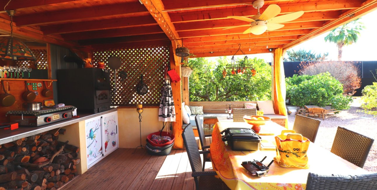 Resale - Country House -
Orihuela - La Campaneta