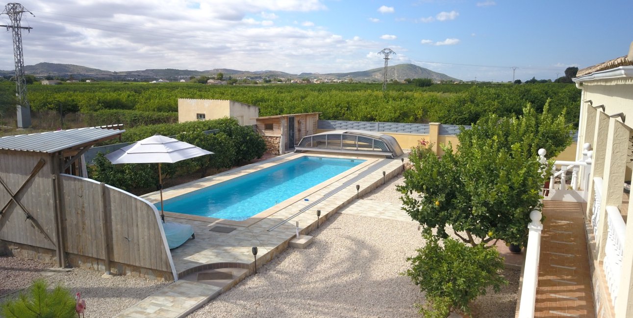 Resale - Country House -
Orihuela - La Campaneta