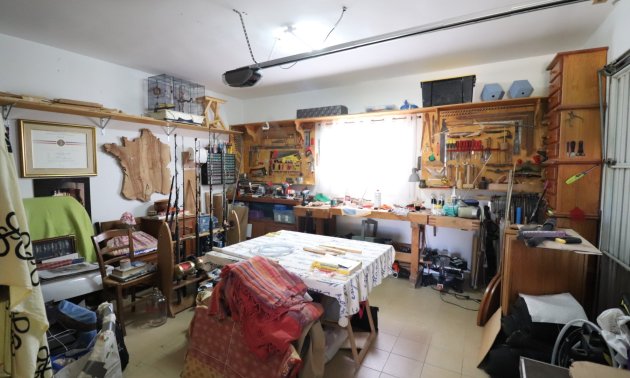 Resale - Country House -
Orihuela - La Campaneta