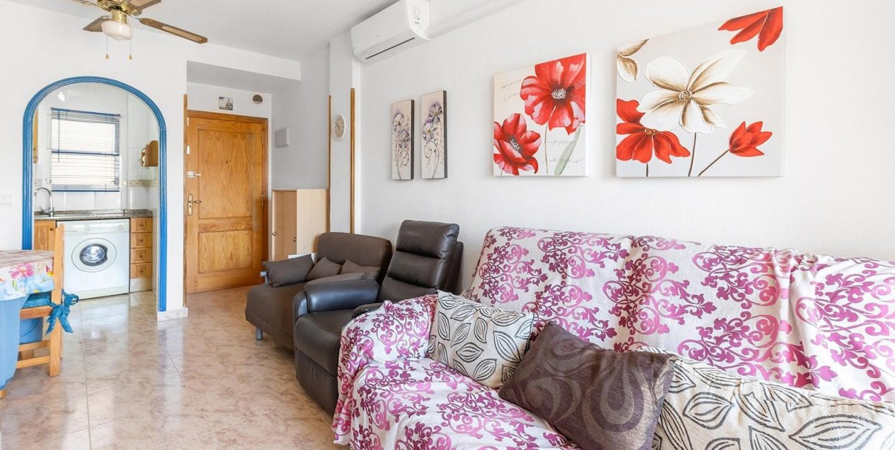 Resale - Apartment / flat -
Torrevieja - Playa del Cura