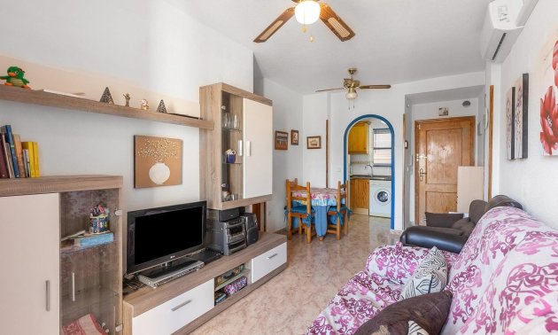 Resale - Apartment / flat -
Torrevieja - Playa del Cura