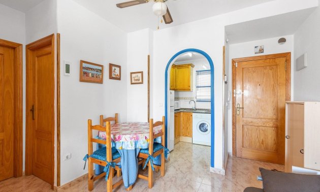 Resale - Apartment / flat -
Torrevieja - Playa del Cura