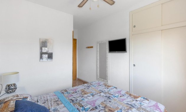 Resale - Apartment / flat -
Torrevieja - Playa del Cura