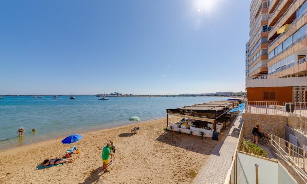 Rynek wtórny - Mieszkanie w bloku -
Torrevieja - Acequion