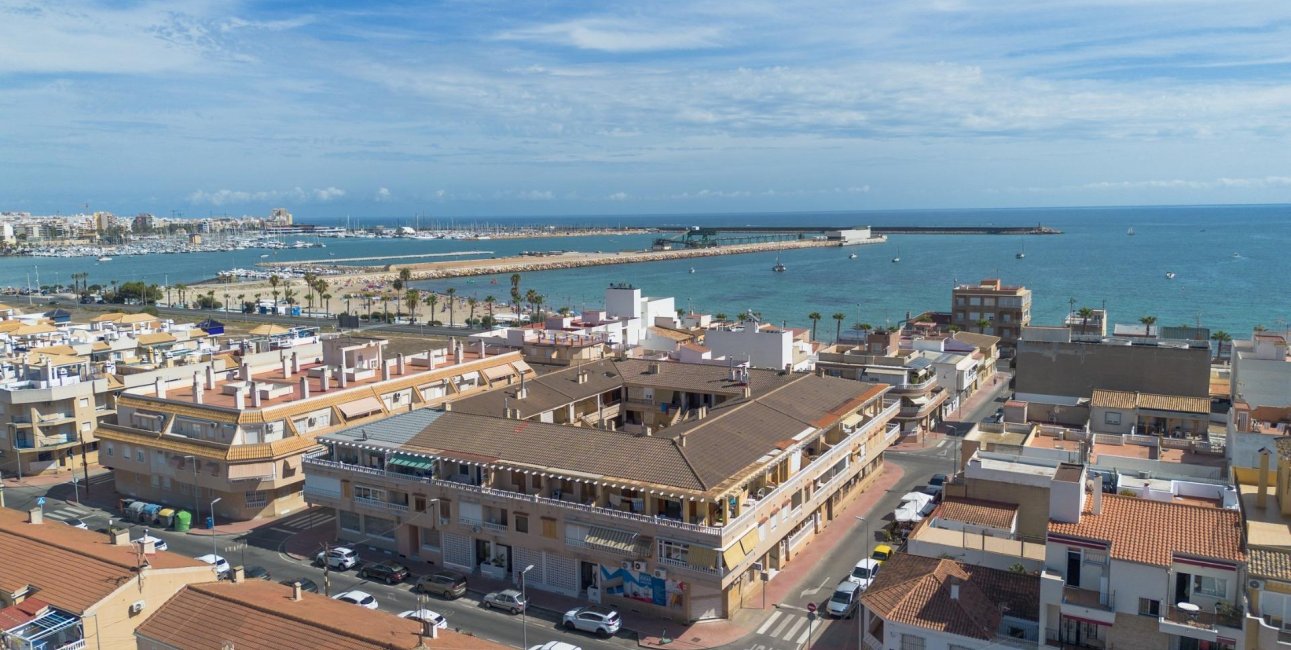 Obra nueva - Apartamento / piso -
Torrevieja - Playa de los Naufragos