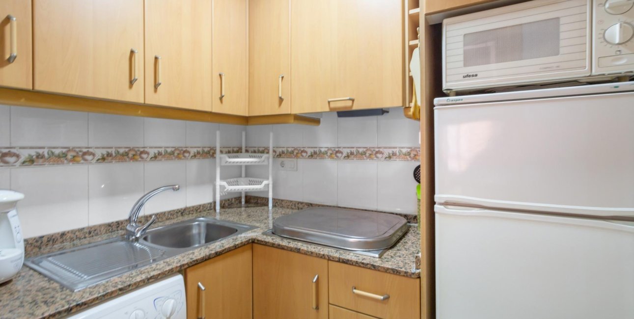 Resale - Apartment / flat -
Torrevieja - Centro