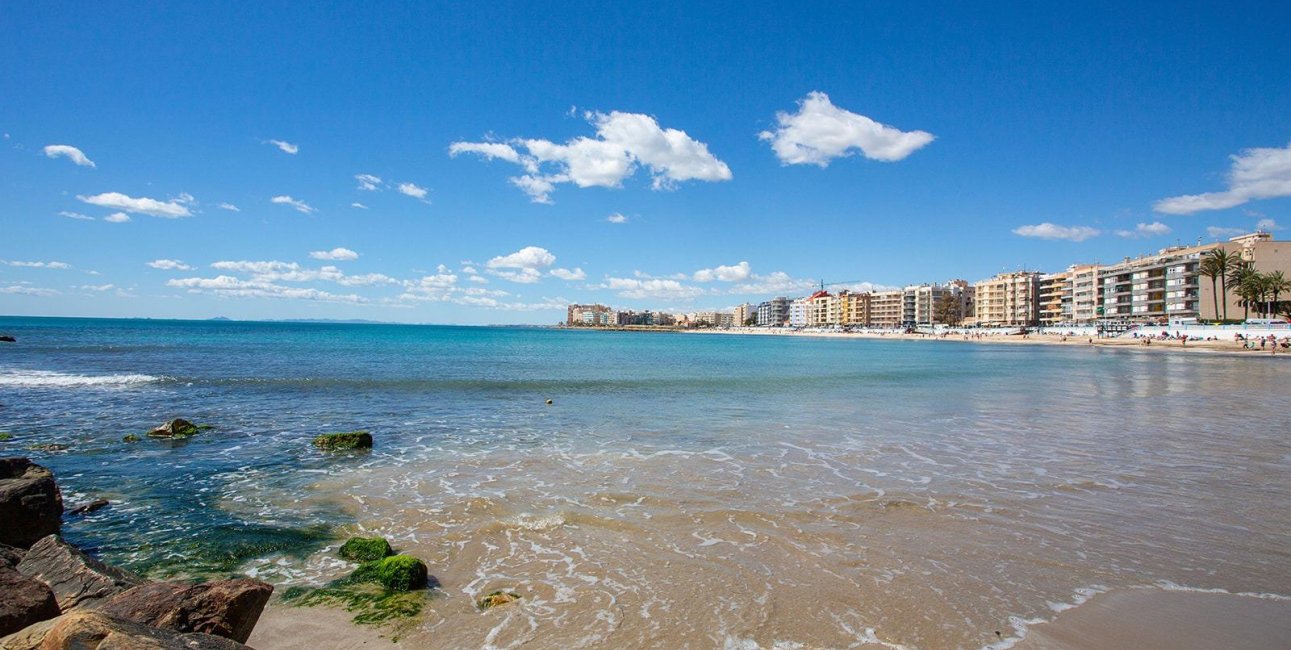 Resale - Apartment / flat -
Torrevieja - Centro