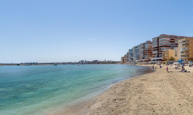 Rynek wtórny - Mieszkanie w bloku -
Torrevieja - Acequion