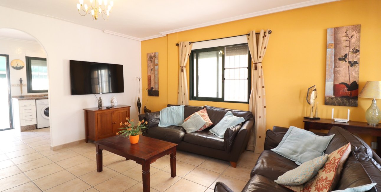 Resale - Villa -
Algorfa - Lo Crispin