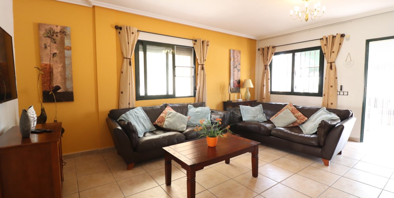 Resale - Villa -
Algorfa - Lo Crispin