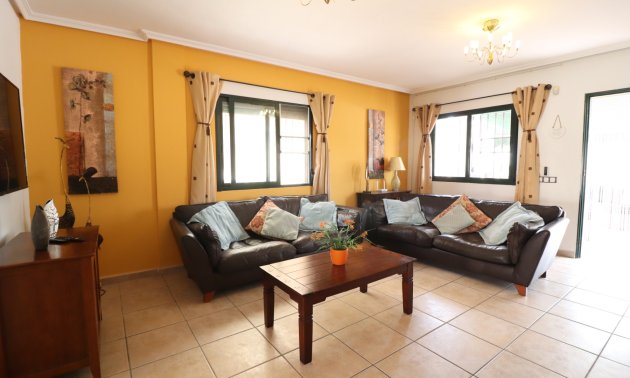 Resale - Villa -
Algorfa - Lo Crispin