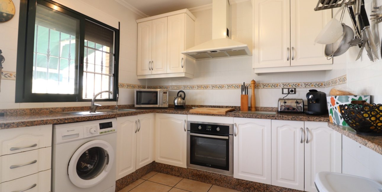 Resale - Villa -
Algorfa - Lo Crispin