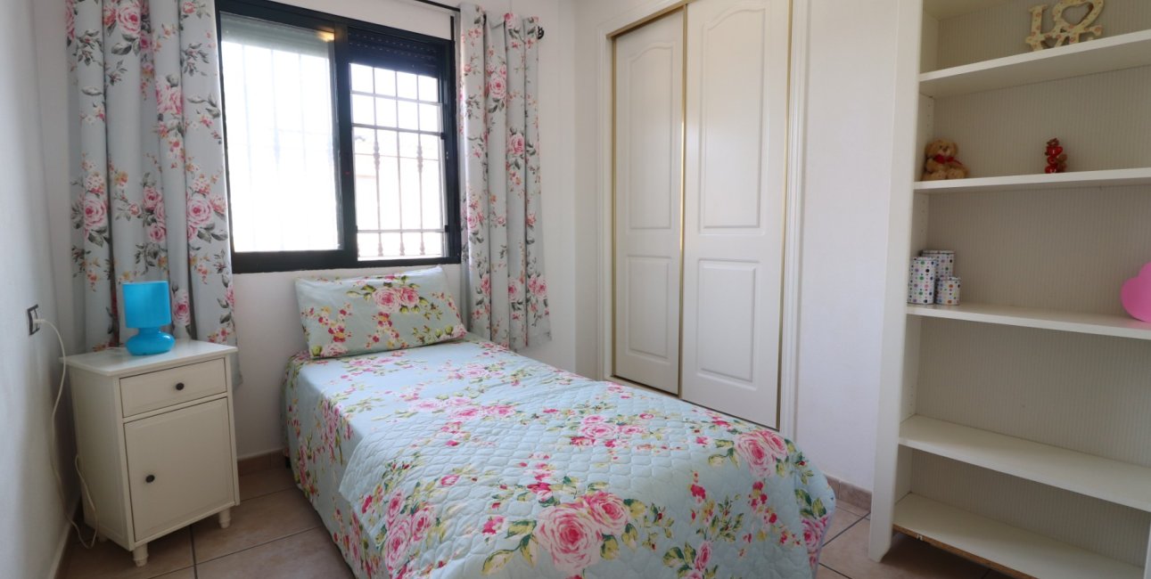 Resale - Villa -
Algorfa - Lo Crispin