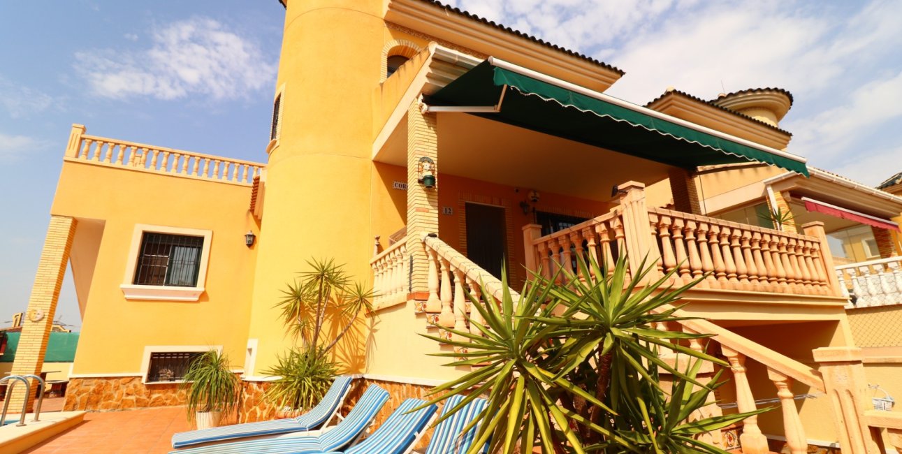 Resale - Villa -
Algorfa - Lo Crispin