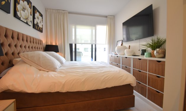 Resale - Apartment / flat -
Orihuela Costa - Playa Flamenca