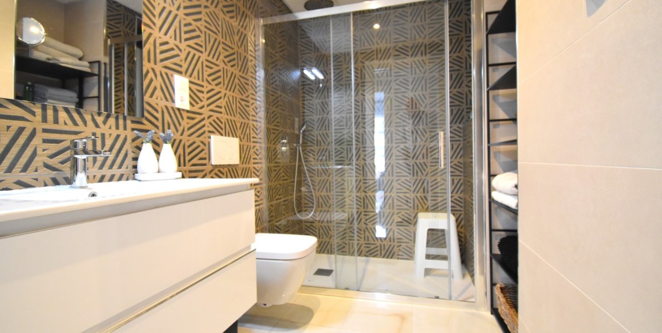 Resale - Apartment / flat -
Orihuela Costa - Playa Flamenca