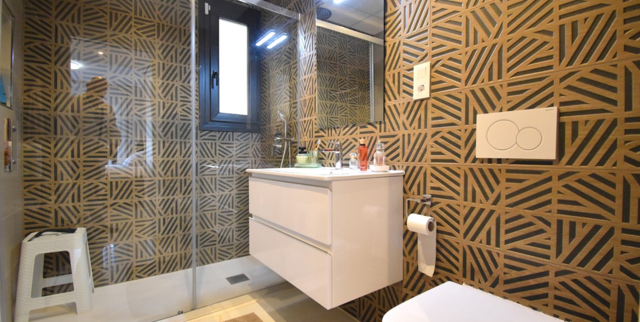 Resale - Apartment / flat -
Orihuela Costa - Playa Flamenca