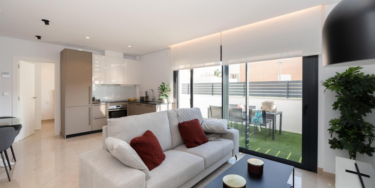 Obra nueva - Villa -
La Marina - El Pinet