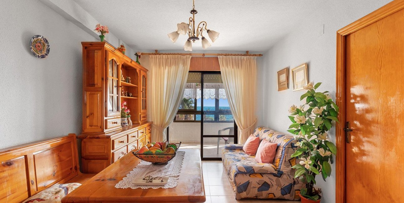 Resale - Apartment / flat -
Torrevieja - La Mata