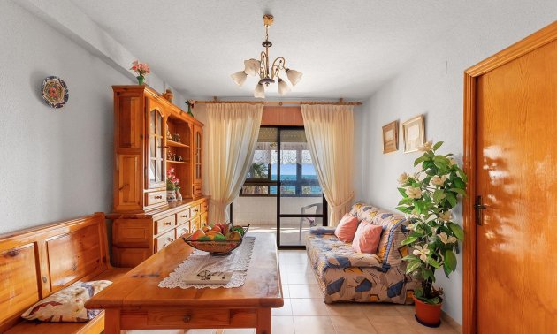 Resale - Apartment / flat -
Torrevieja - La Mata