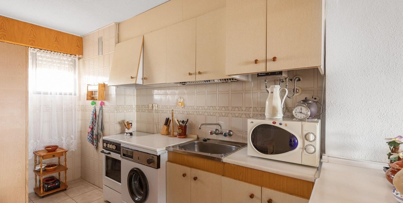 Resale - Apartment / flat -
Torrevieja - La Mata