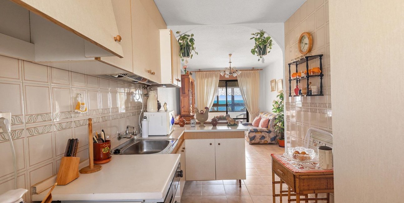 Resale - Apartment / flat -
Torrevieja - La Mata