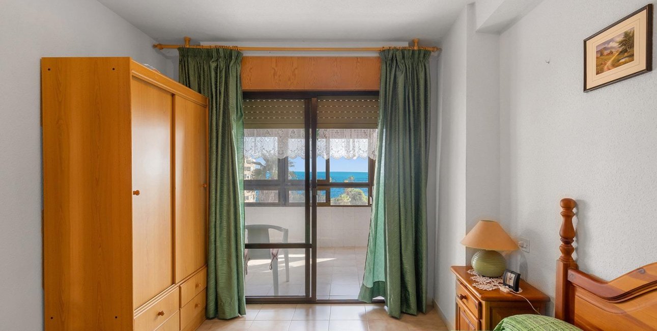 Resale - Apartment / flat -
Torrevieja - La Mata