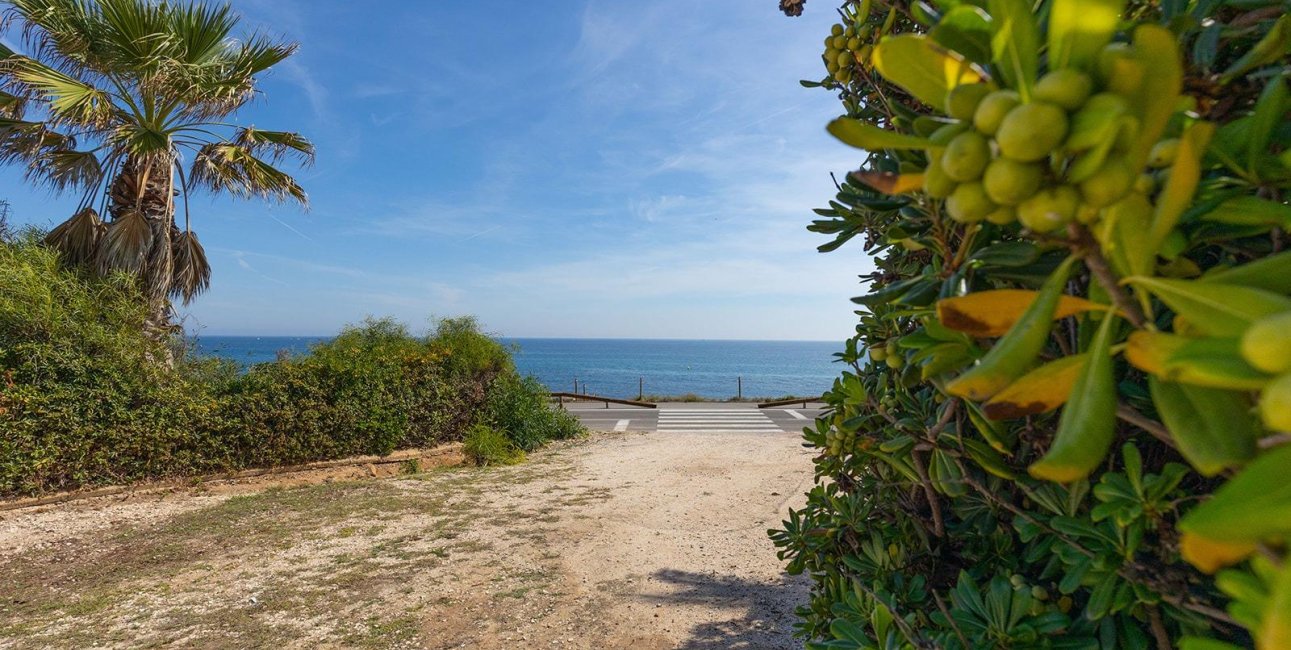 Resale - Apartment / flat -
Torrevieja - La Mata