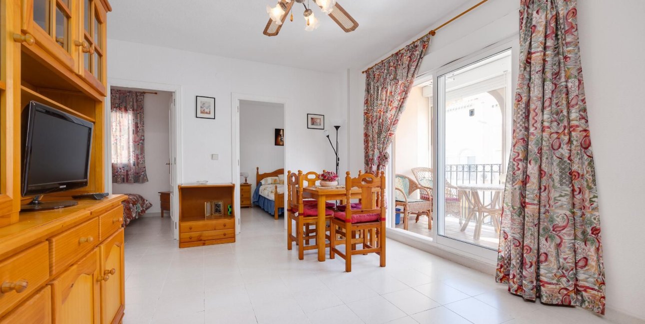 Rynek wtórny - Bungalow -
Torrevieja - La Veleta