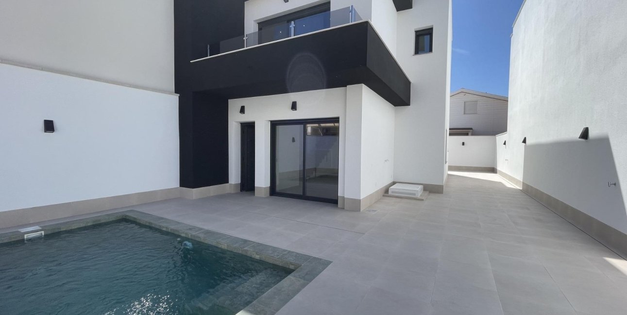 Rynek pierwotny - Willa -
Almoradí - Heredades