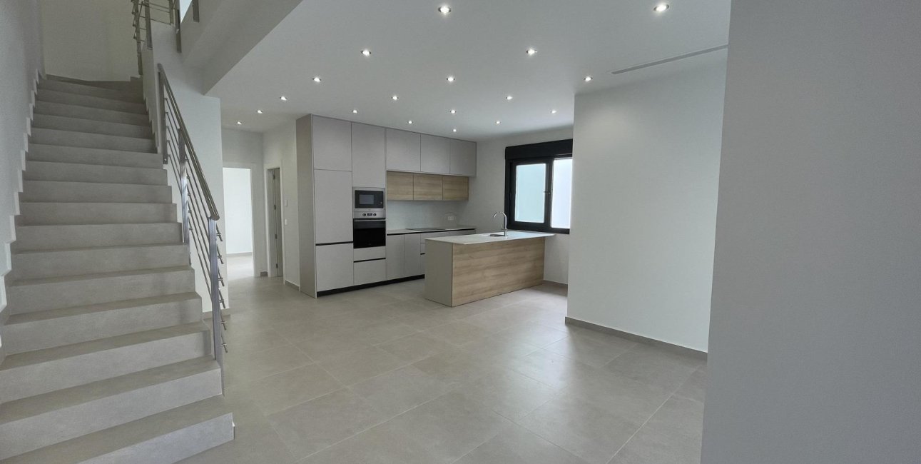 Rynek pierwotny - Willa -
Almoradí - Heredades