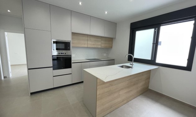 Rynek pierwotny - Willa -
Almoradí - Heredades