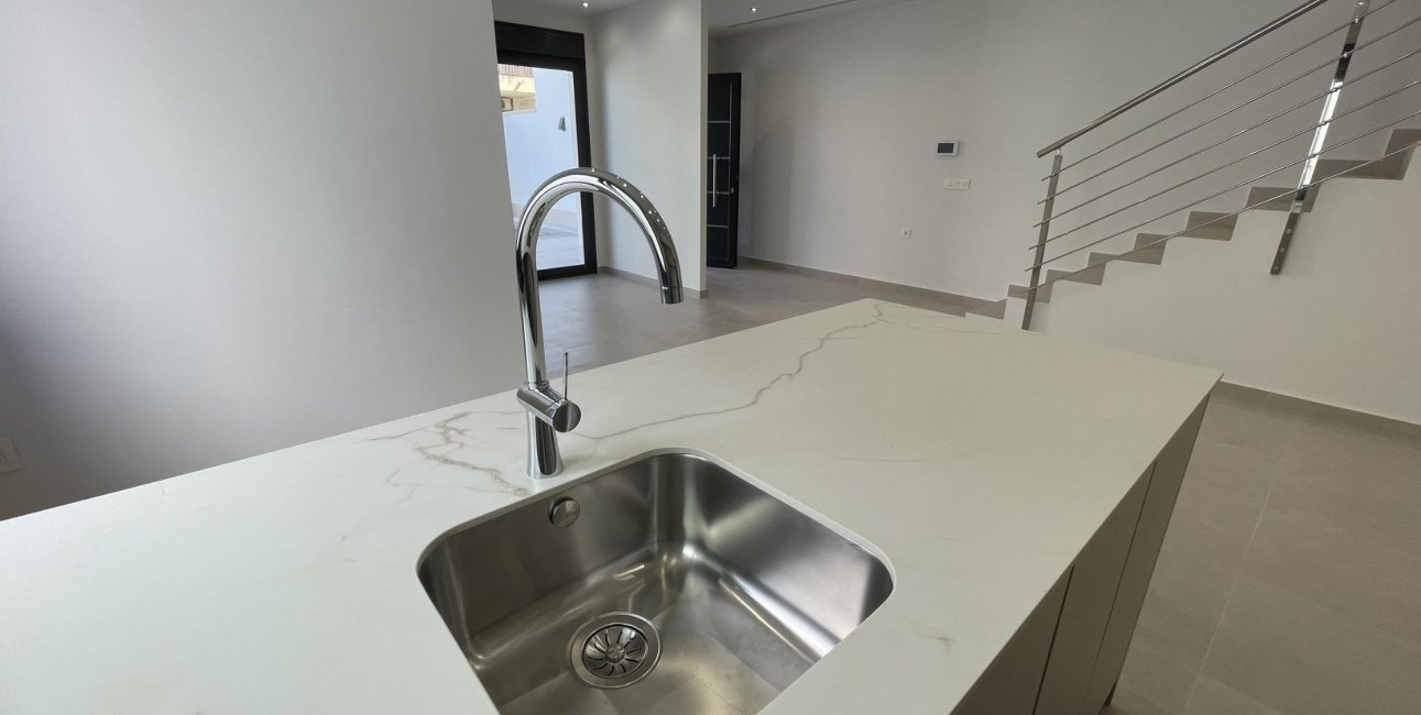 Rynek pierwotny - Willa -
Almoradí - Heredades