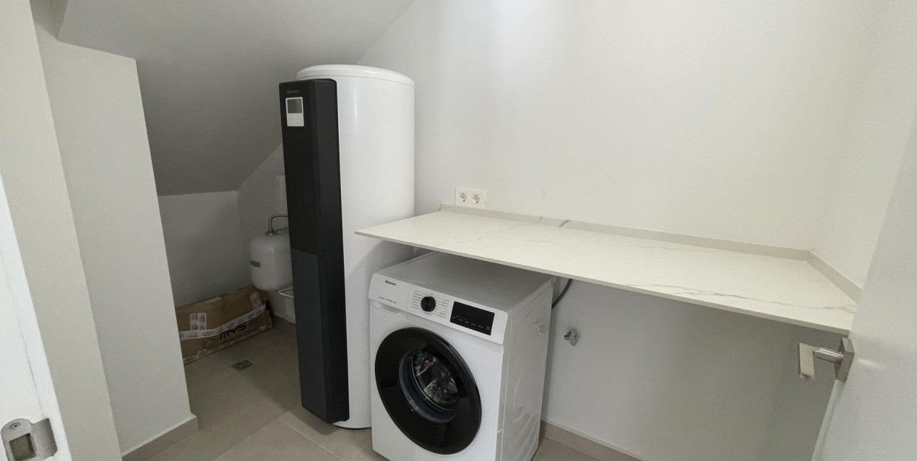 Rynek pierwotny - Willa -
Almoradí - Heredades