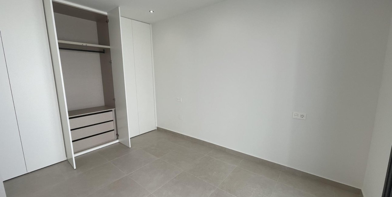 Rynek pierwotny - Willa -
Almoradí - Heredades