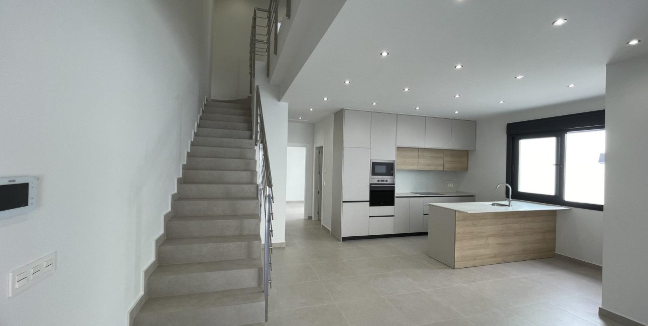 Rynek pierwotny - Willa -
Almoradí - Heredades