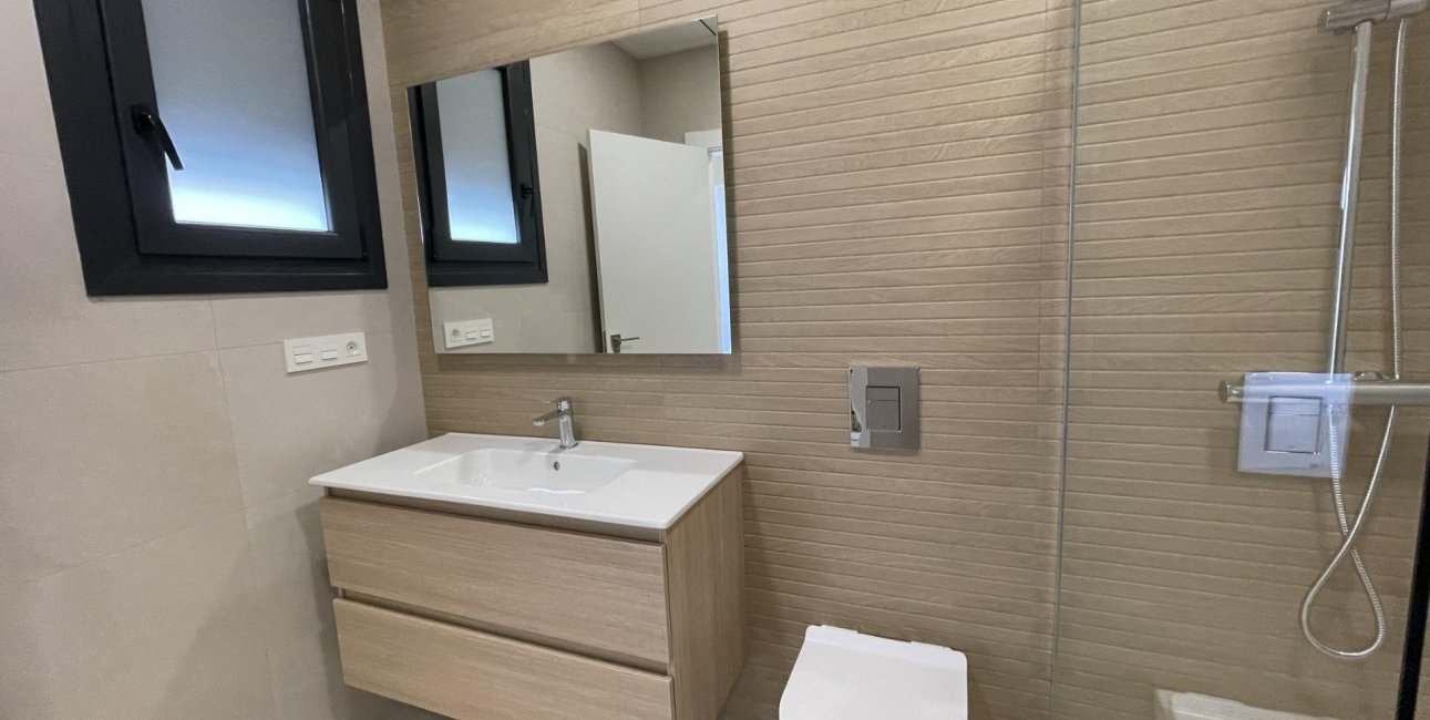 Rynek pierwotny - Willa -
Almoradí - Heredades