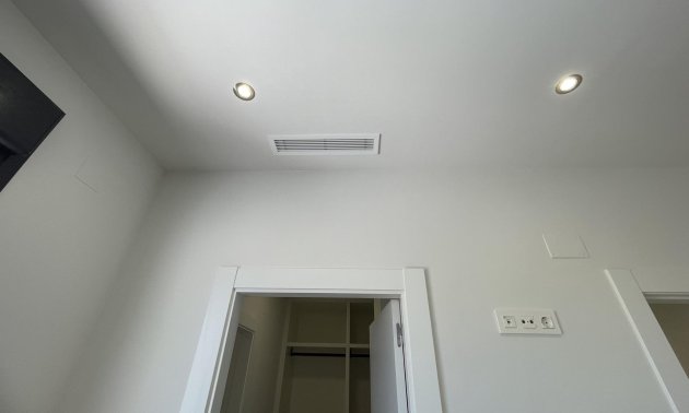 Rynek pierwotny - Willa -
Almoradí - Heredades