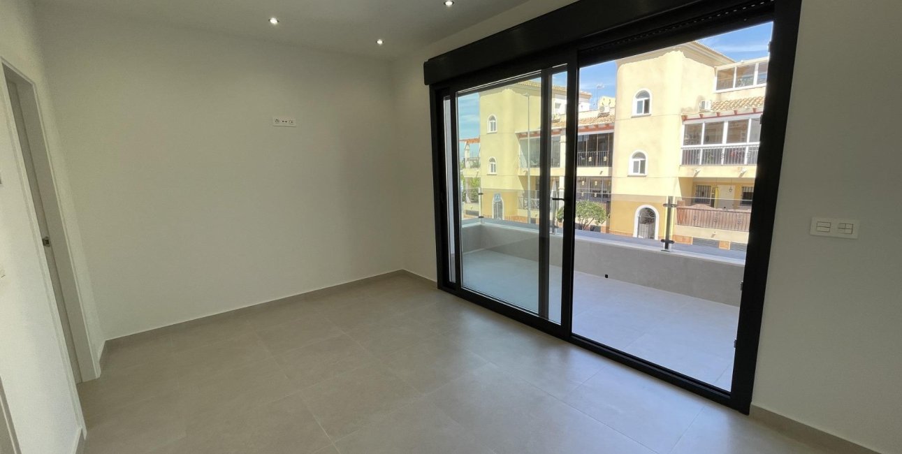 Rynek pierwotny - Willa -
Almoradí - Heredades