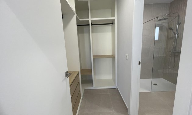 Rynek pierwotny - Willa -
Almoradí - Heredades