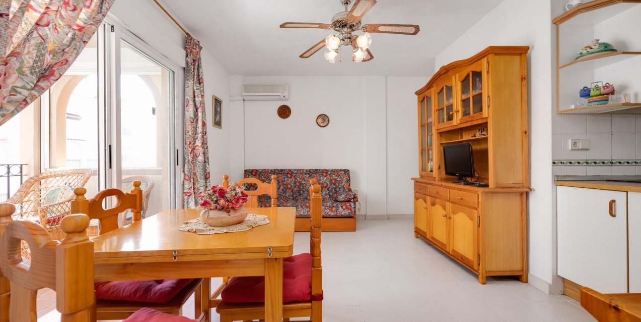 Rynek wtórny - Bungalow -
Torrevieja - La Veleta