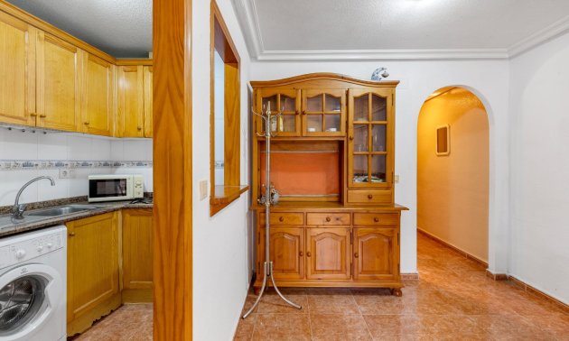 Resale - Apartment / flat -
Torrevieja - Estacion de autobuses