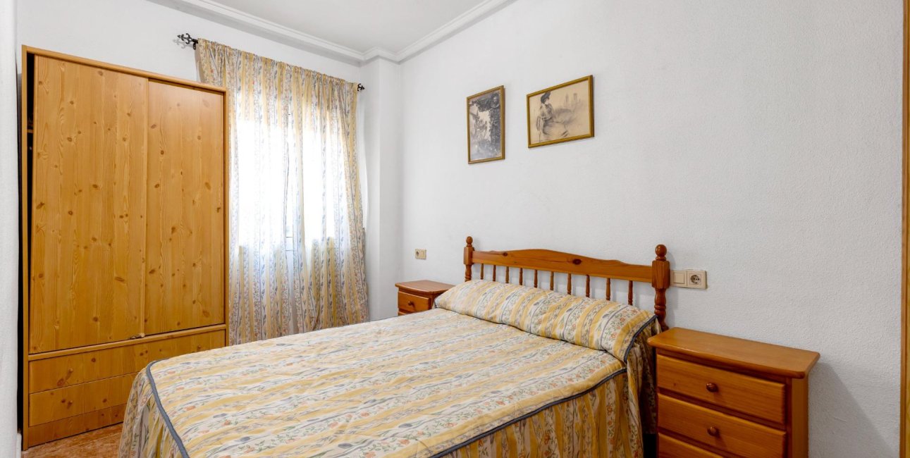 Resale - Apartment / flat -
Torrevieja - Estacion de autobuses