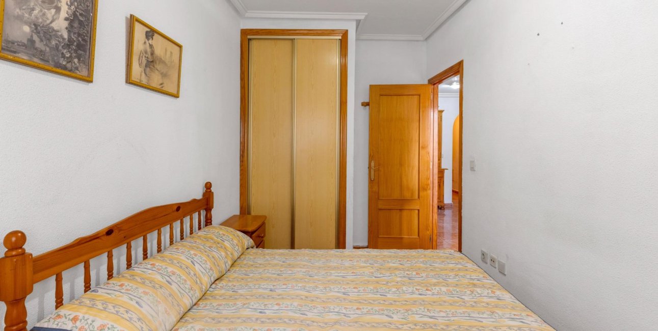 Resale - Apartment / flat -
Torrevieja - Estacion de autobuses