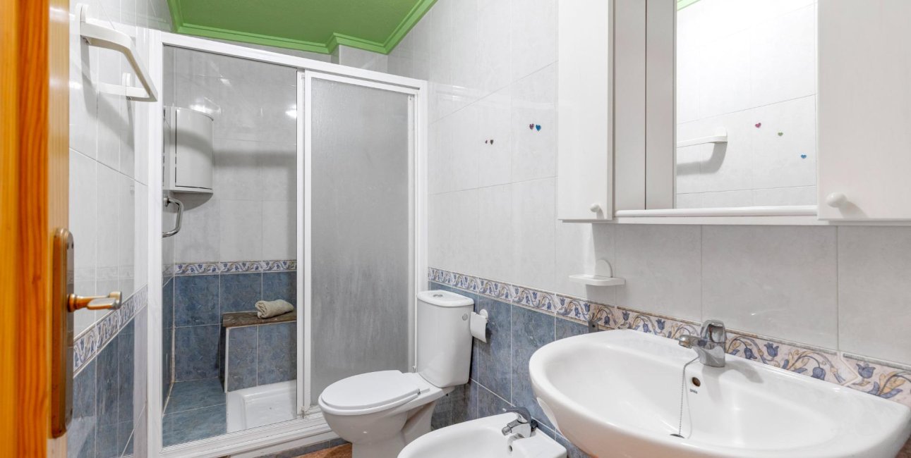 Resale - Apartment / flat -
Torrevieja - Estacion de autobuses