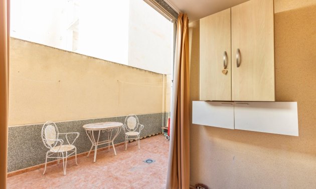 Resale - Apartment / flat -
Torrevieja - Estacion de autobuses