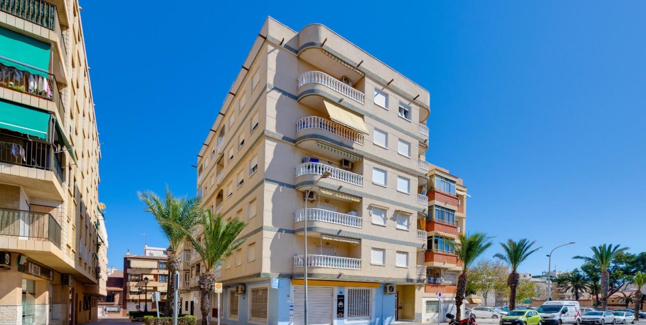 Resale - Apartment / flat -
Guardamar del Segura - Guardamar Centro